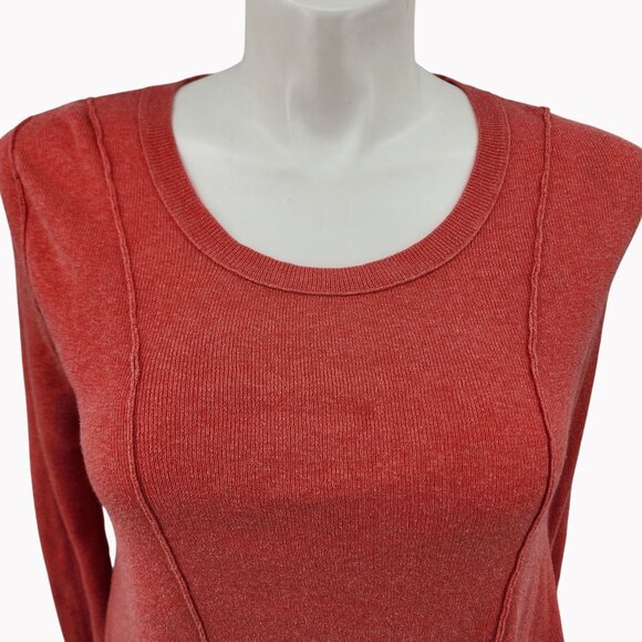 Free People Womens L Hi Low Sweater Red Lightweight Stretch Knit Pullover Top - Picture 2 of 9